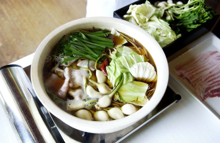 乙村式にんにくのもつ鍋風豚しゃぶ